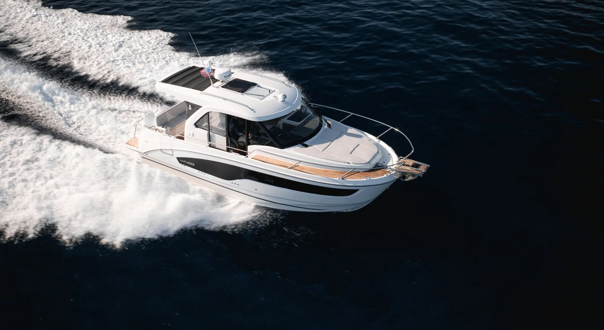 Beneteau Antares 9 - V2 - new - Imagen 8