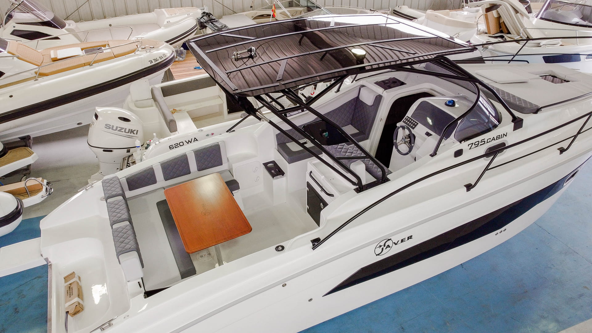 Saver 795 Cabin - Imagen 13