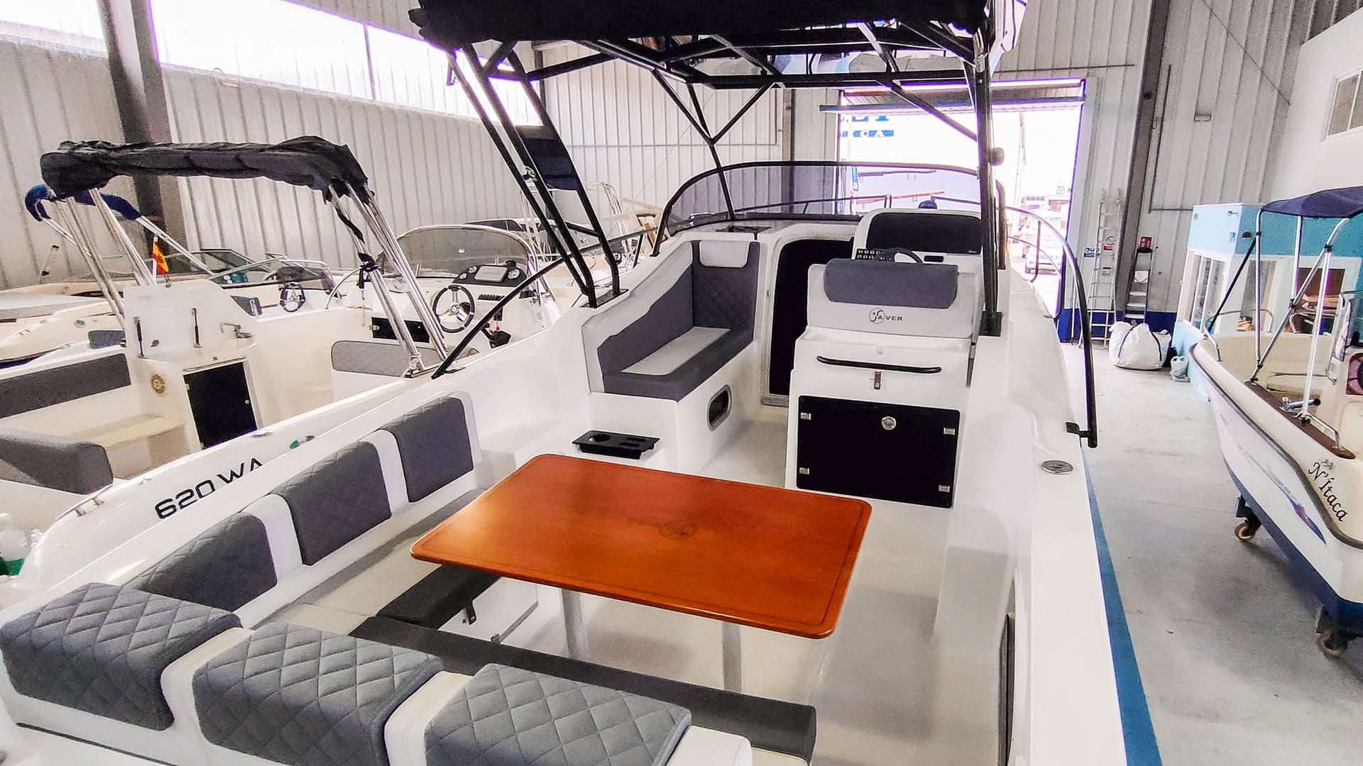 Saver 795 Cabin - Imagen 18