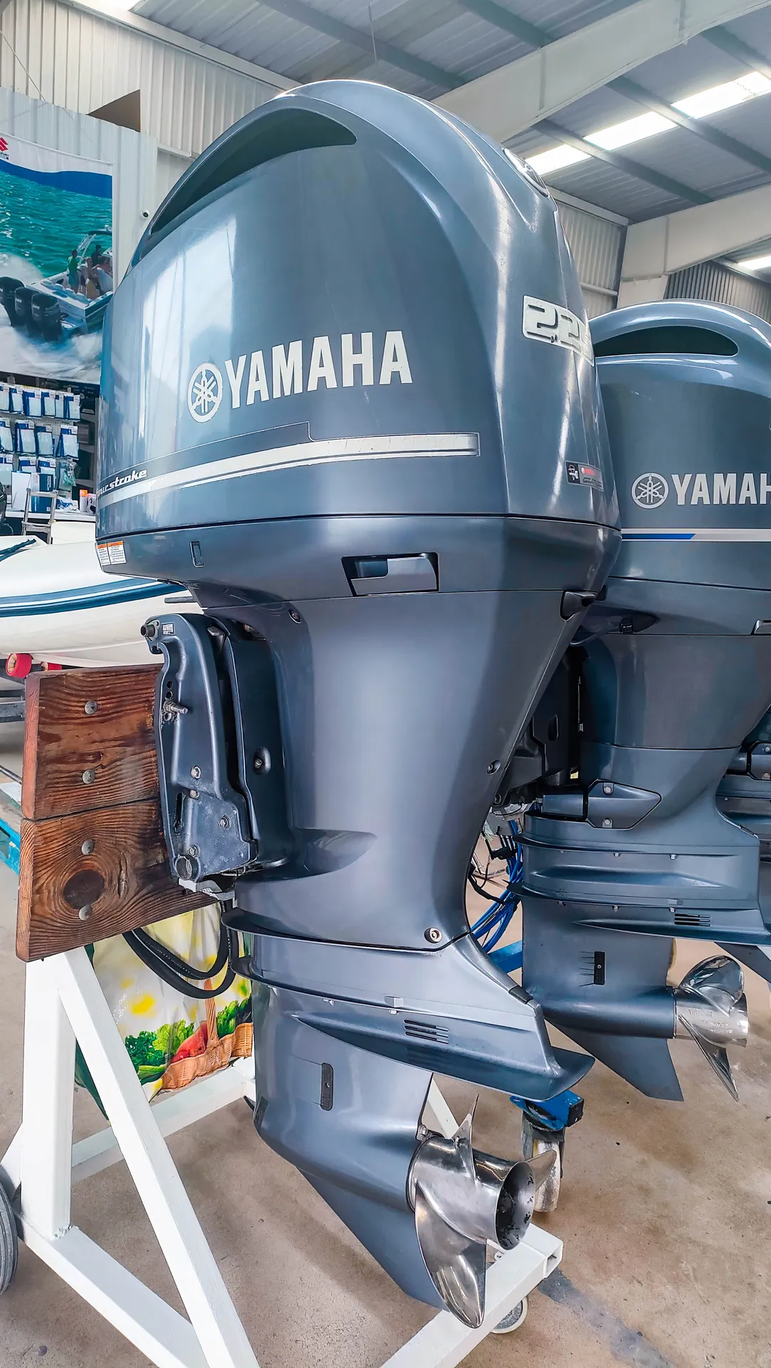 Yamaha F225 FET - fueraborda - Imagen 2