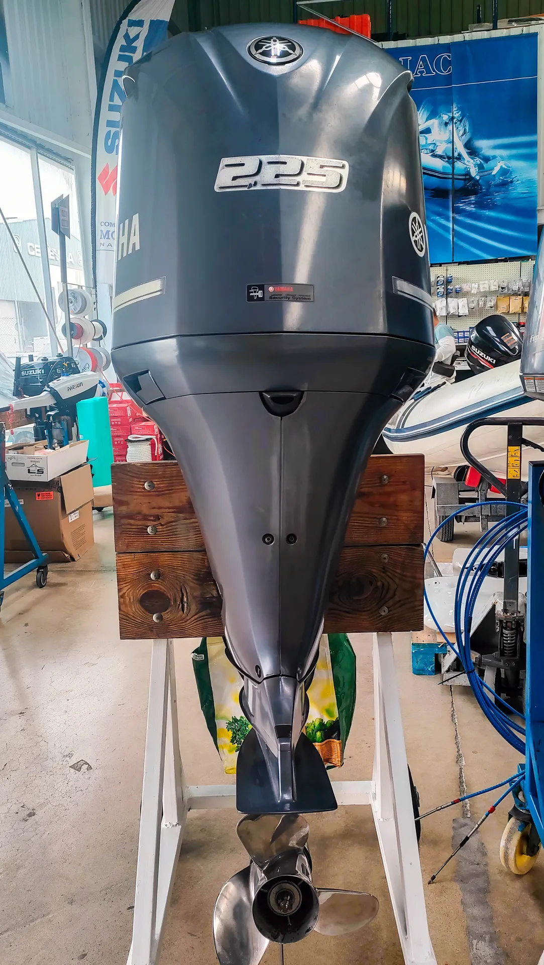 Yamaha F225 FET - fueraborda - Imagen 3