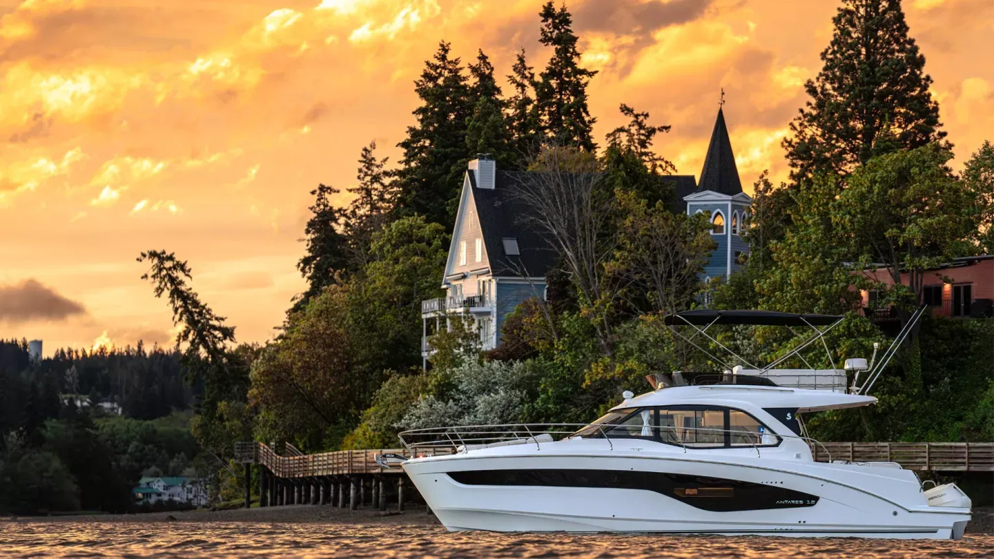 Beneteau Antares 12 FLY - Imagen 2