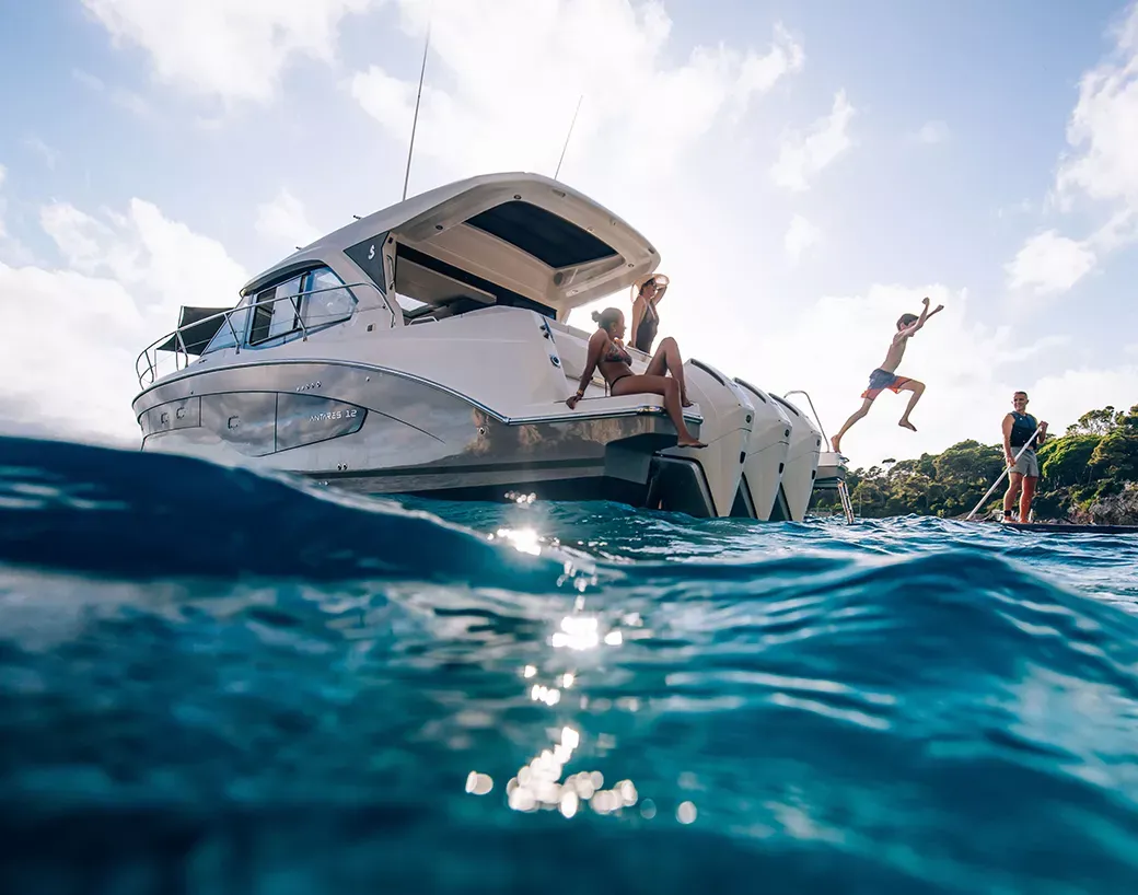 Beneteau Antares 12 FLY - Imagen 4
